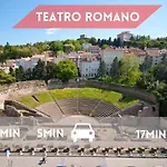 Center - Reserved Parking & Wi-fi