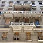 Center - Reserved Parking & Wi-fi 公寓