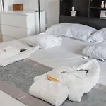 Center - Reserved Parking & Wi-fi 公寓