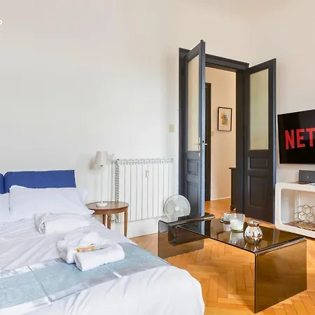 Center - Reserved Parking & Wi-fi Apartman Trieszt