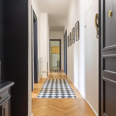 Center - Reserved Parking & Wi-fi 的里雅斯特