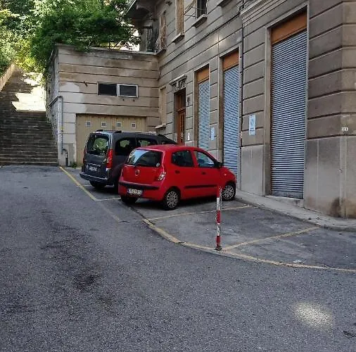 Center - Reserved Parking & Wi-fi Apartment