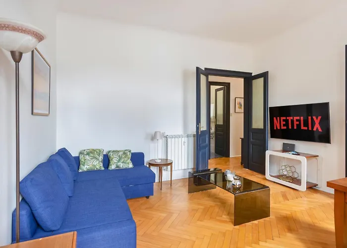 Center - Reserved Parking & Wi-fi Trieste